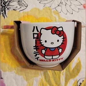 NWT Hello Kitty Ramen Bowl with Chopsticks